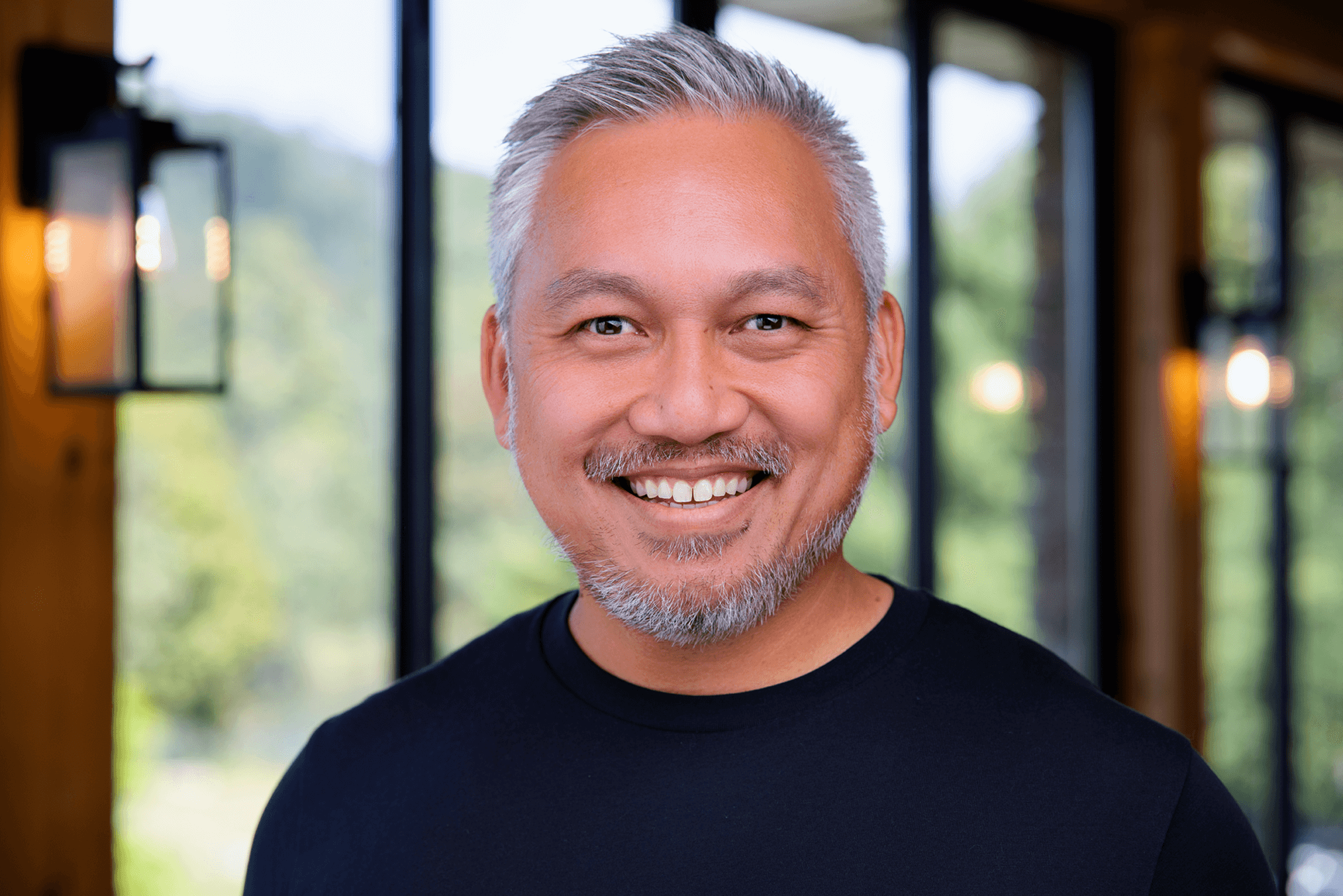 Dzuy Nguyen - Headshot